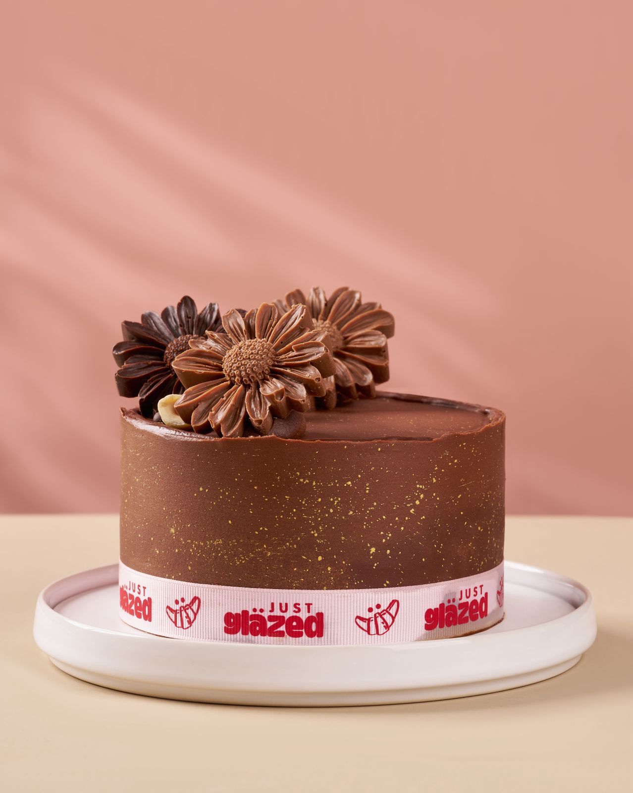 Chocolate Creamy Crunch Cake